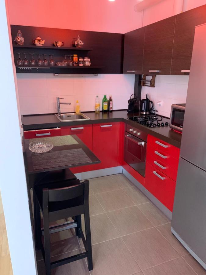 Apartment Angela With Private Garage Slot بولا المظهر الخارجي الصورة